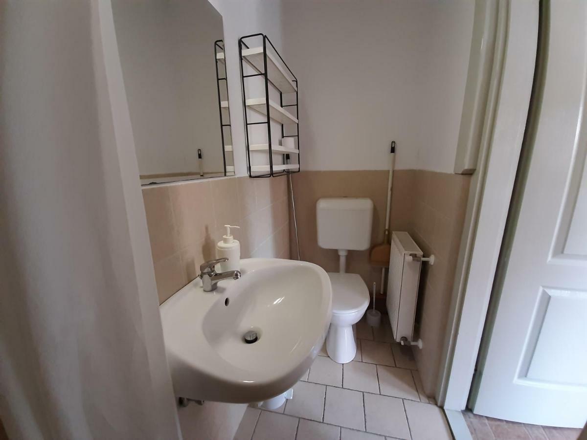 Familia Apartmanhaz Keszthely Exterior photo