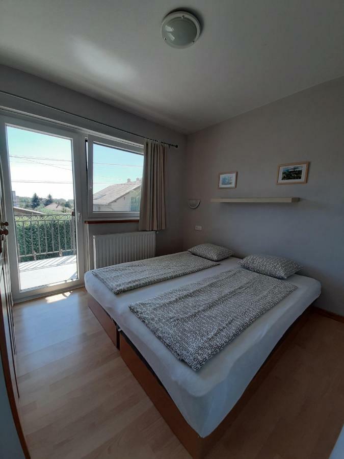 Familia Apartmanhaz Keszthely Exterior photo