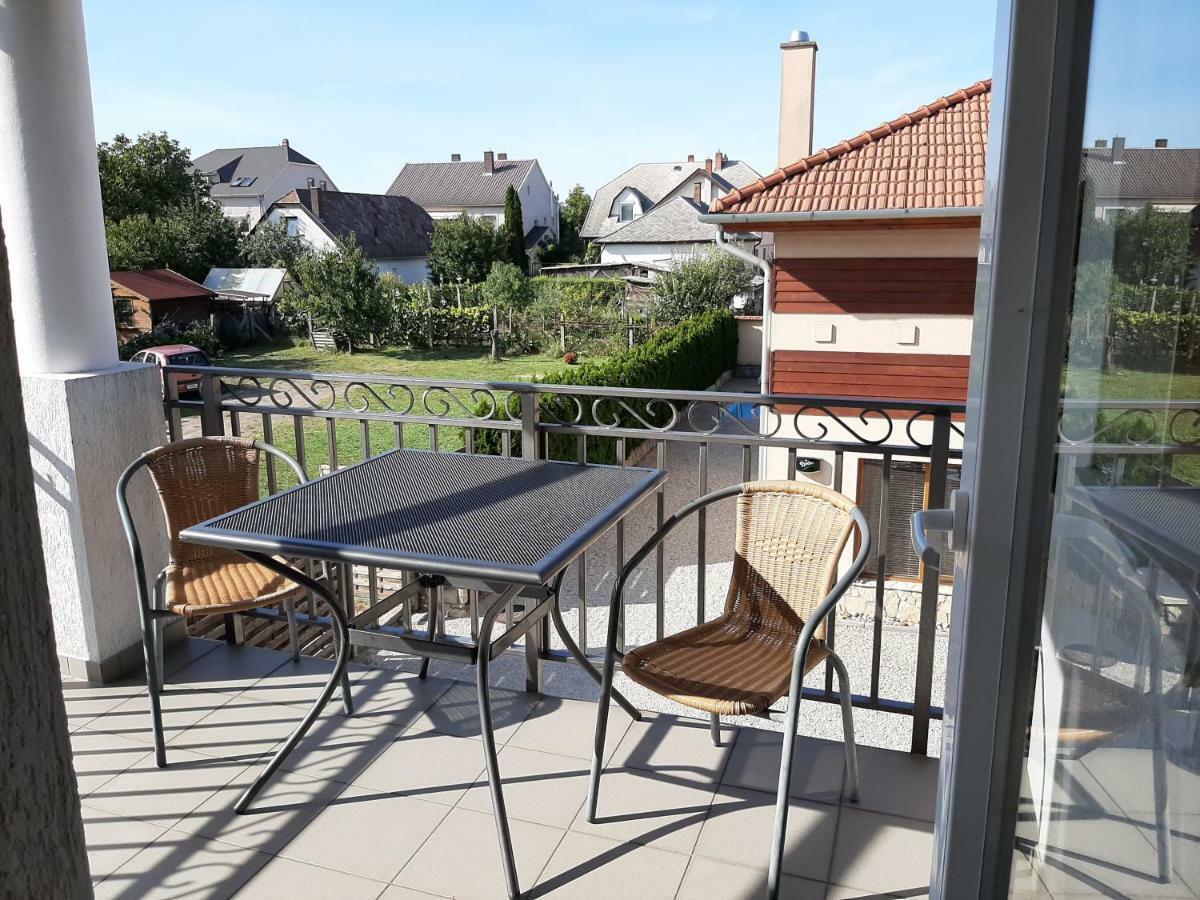 Familia Apartmanhaz Keszthely Exterior photo