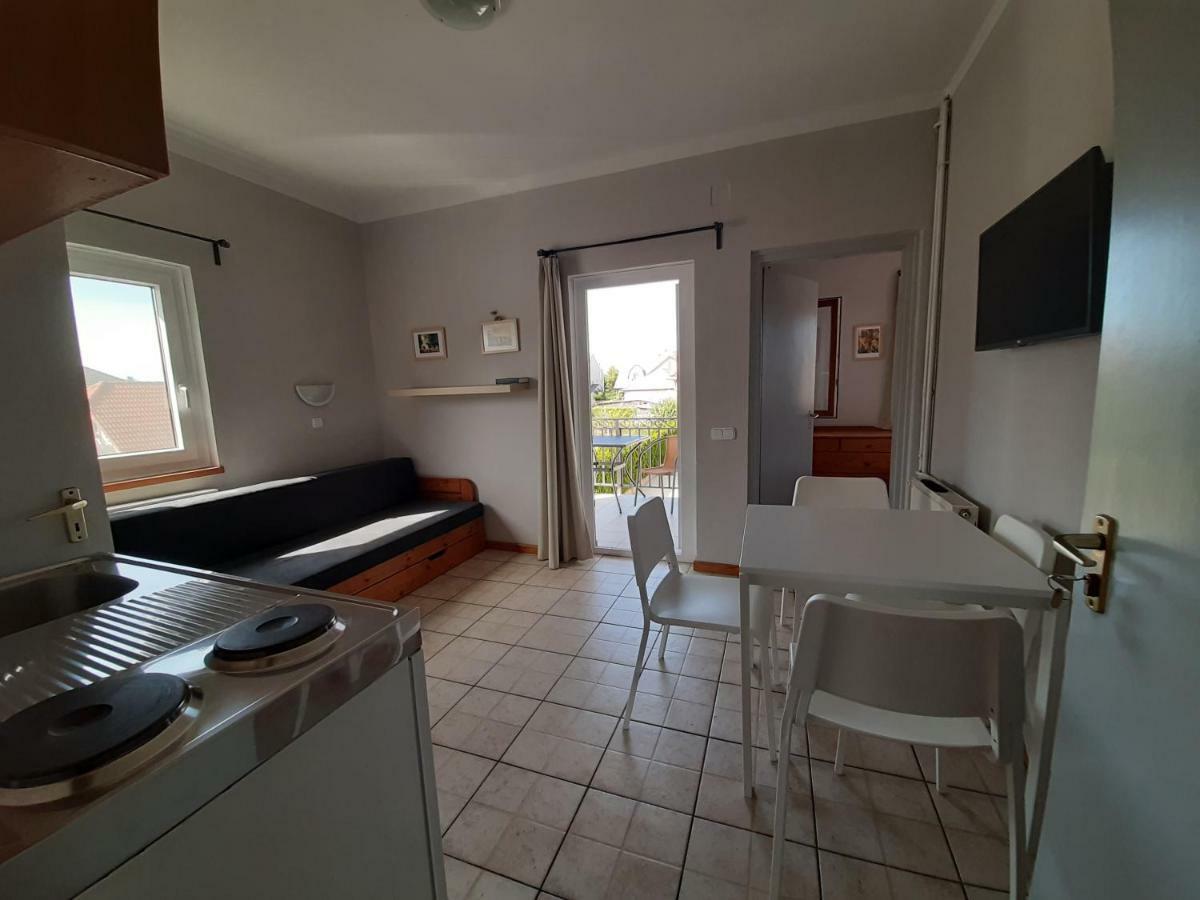 Familia Apartmanhaz Keszthely Exterior photo