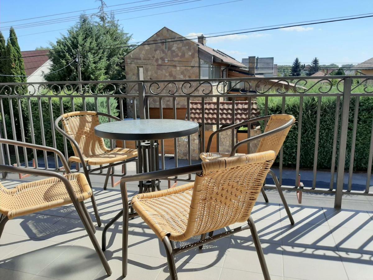 Familia Apartmanhaz Keszthely Exterior photo